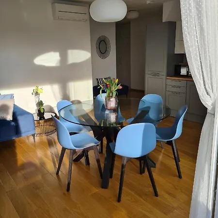 Apartment Mariposa 83m2 New With Garage Makarska