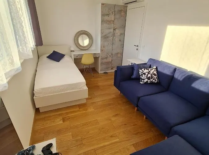 Apartment Mariposa 83m2 New With Garage *