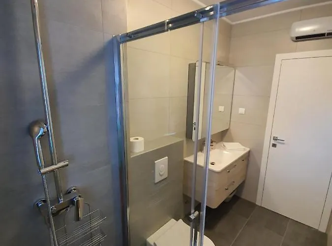 Mariposa 83m2 New With Garage *