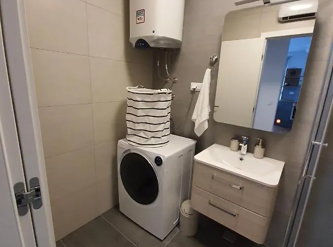 Apartman Mariposa 83m2 New With Garage