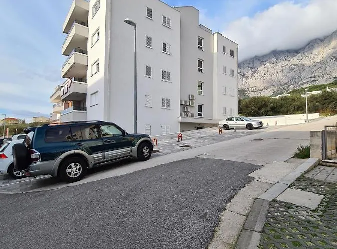 Mariposa 83m2 New With Garage Apartman